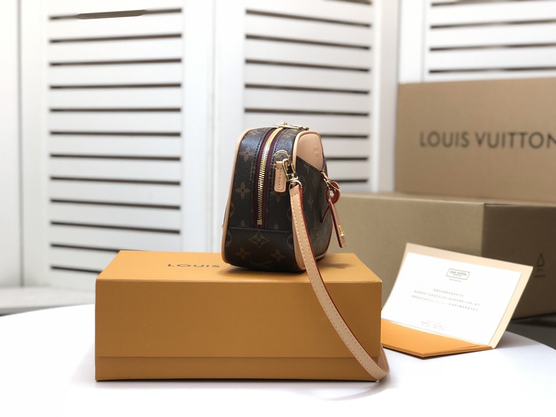 Louis Vuitton Deauville Mini Monogram Canvas By Nicolas Ghesquiere For Women, Women’s Handbags, Shoulder And Crossbody Bags 8.3in/22cm