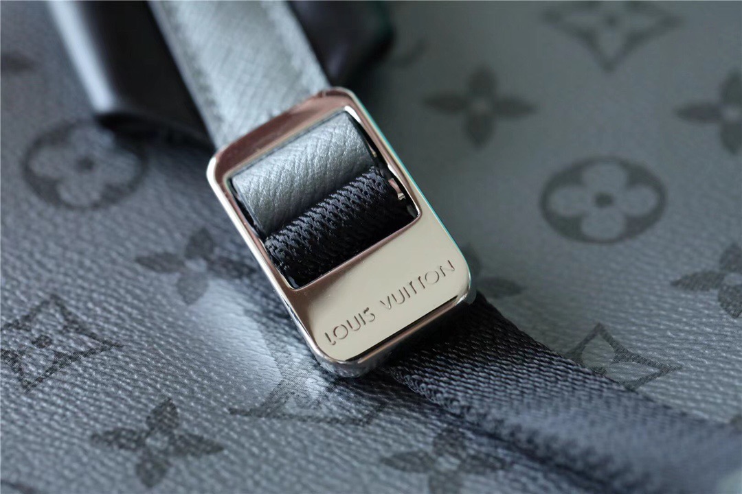 Louis Vuitton Discovery PM Backpack Monogram/Taiga Gunmetal Gray For Men, Men’s Bags, Men’s Backpack 15.7in/40cm