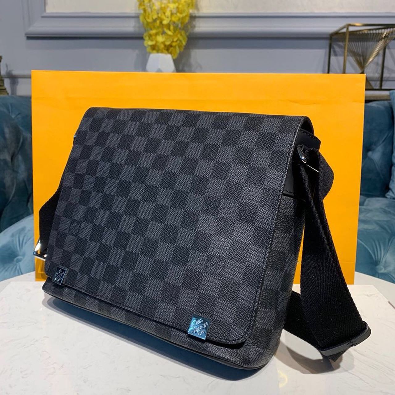 Louis Vuitton District PM Damier Graphite Canvas For Men, Men’s Bags, Shoulder And Crossbody Bags 9.8in/25cm