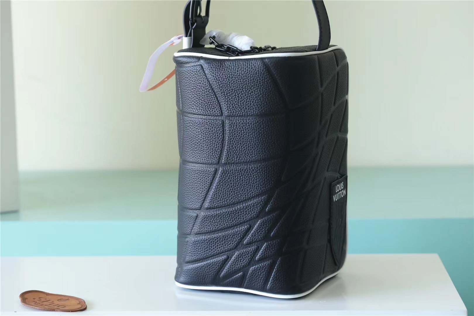 Louis Vuitton Dopp Kit Black Embossed Pattern For Men 9.4in/24cm