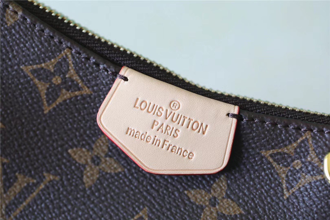 Louis Vuitton Easy Pouch On Strap Monogram Canvas For Women, Women’s Handbags, Shoulder And Crossbody Bags 19cm/7.5in LV