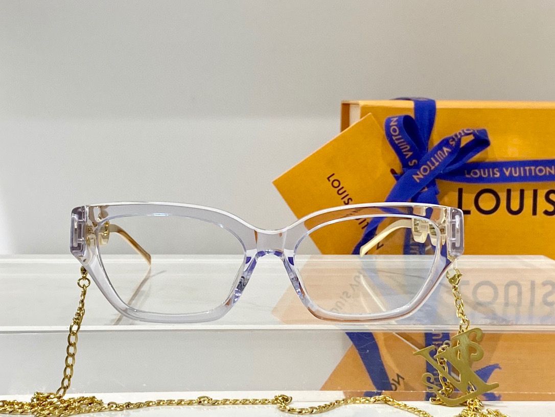 Louis Vuitton Edge Cat Eye Sunglasses