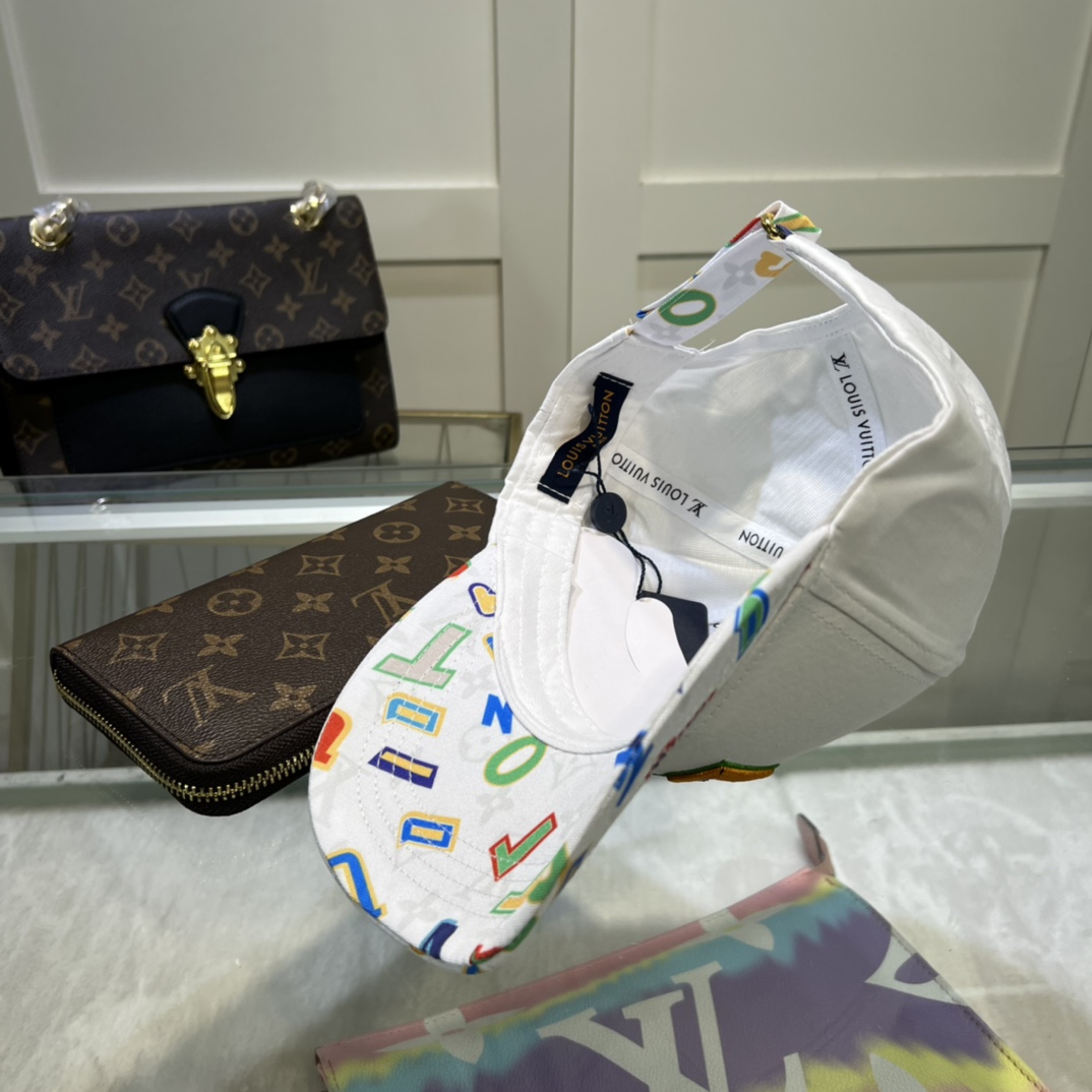 Louis Vuitton Embroidered Logo Baseball Cap White LV Cap