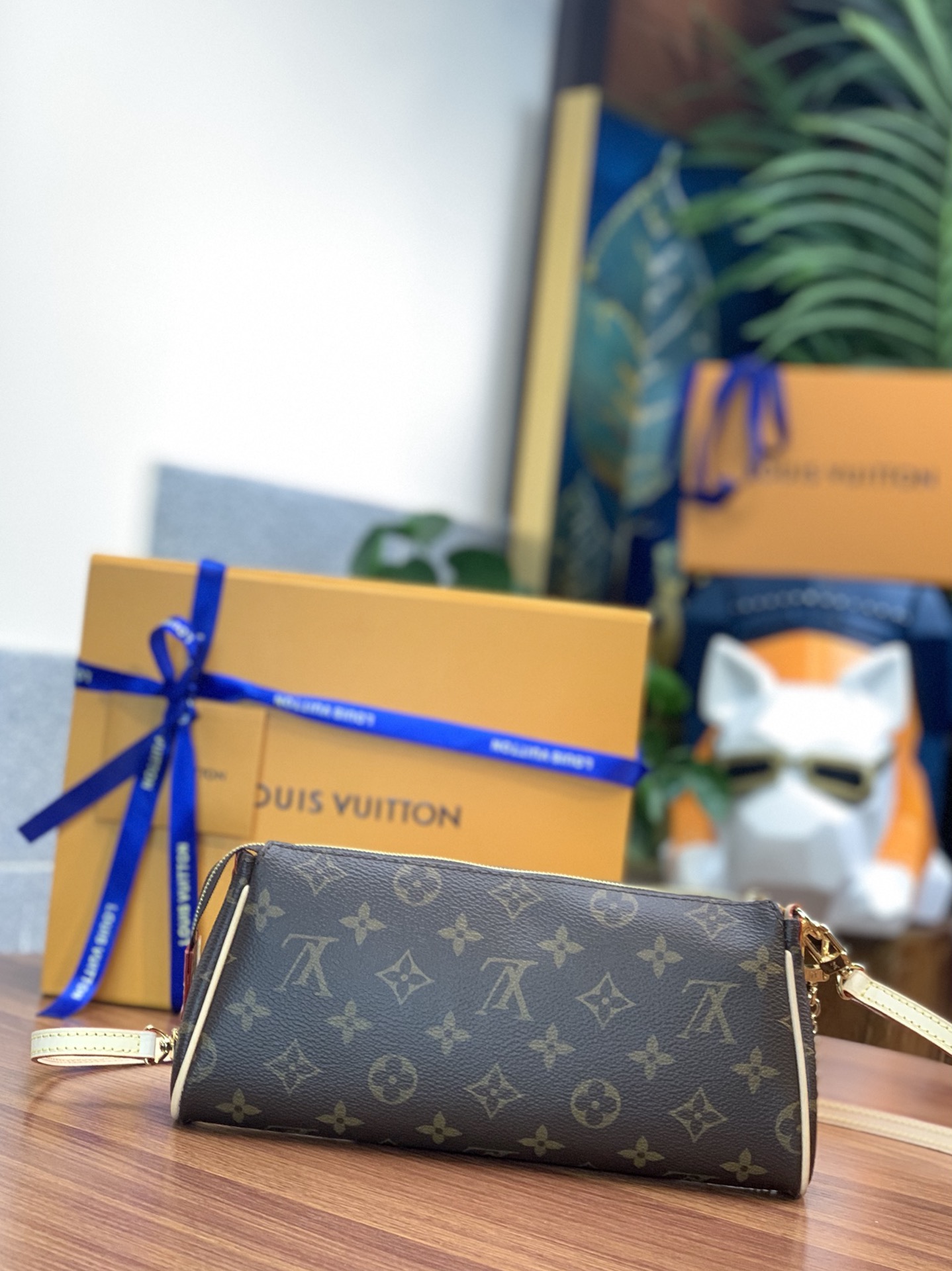 Louis Vuitton Eva 2Way Chain Monogram Canvas Shoulder Bag Brown For Women 9.8in/25cm
