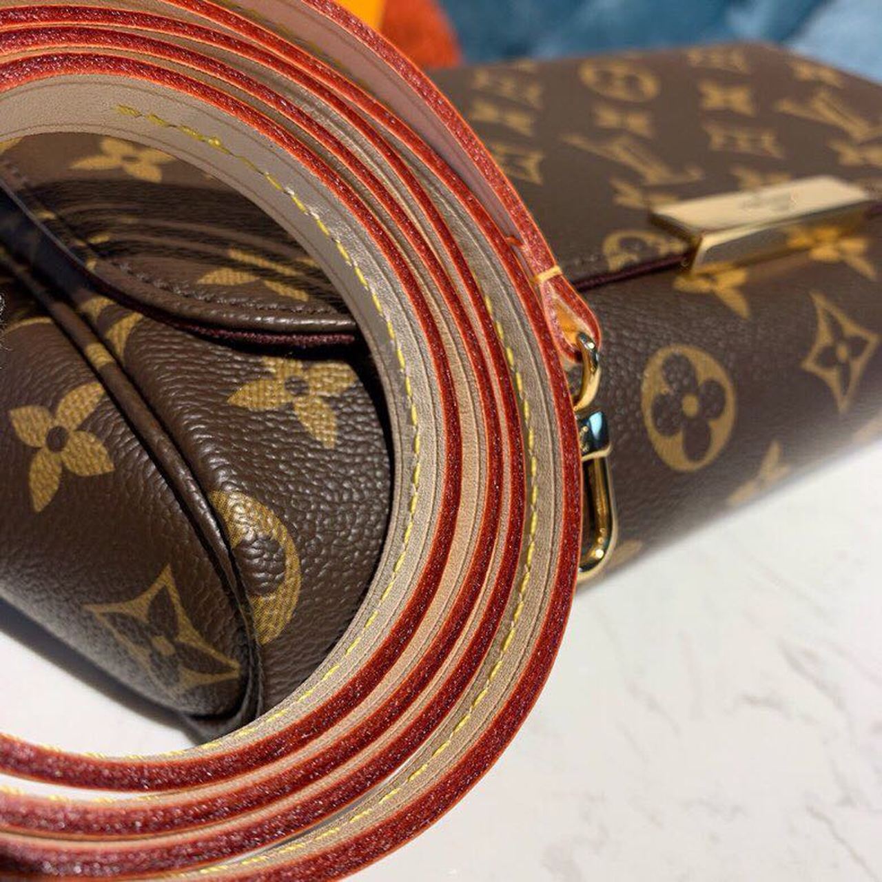 Louis Vuitton Favorite PM Monogram Canvas For Women, Women’s Handbags, Shoulder And Crossbody Bags 10.2in/26cm