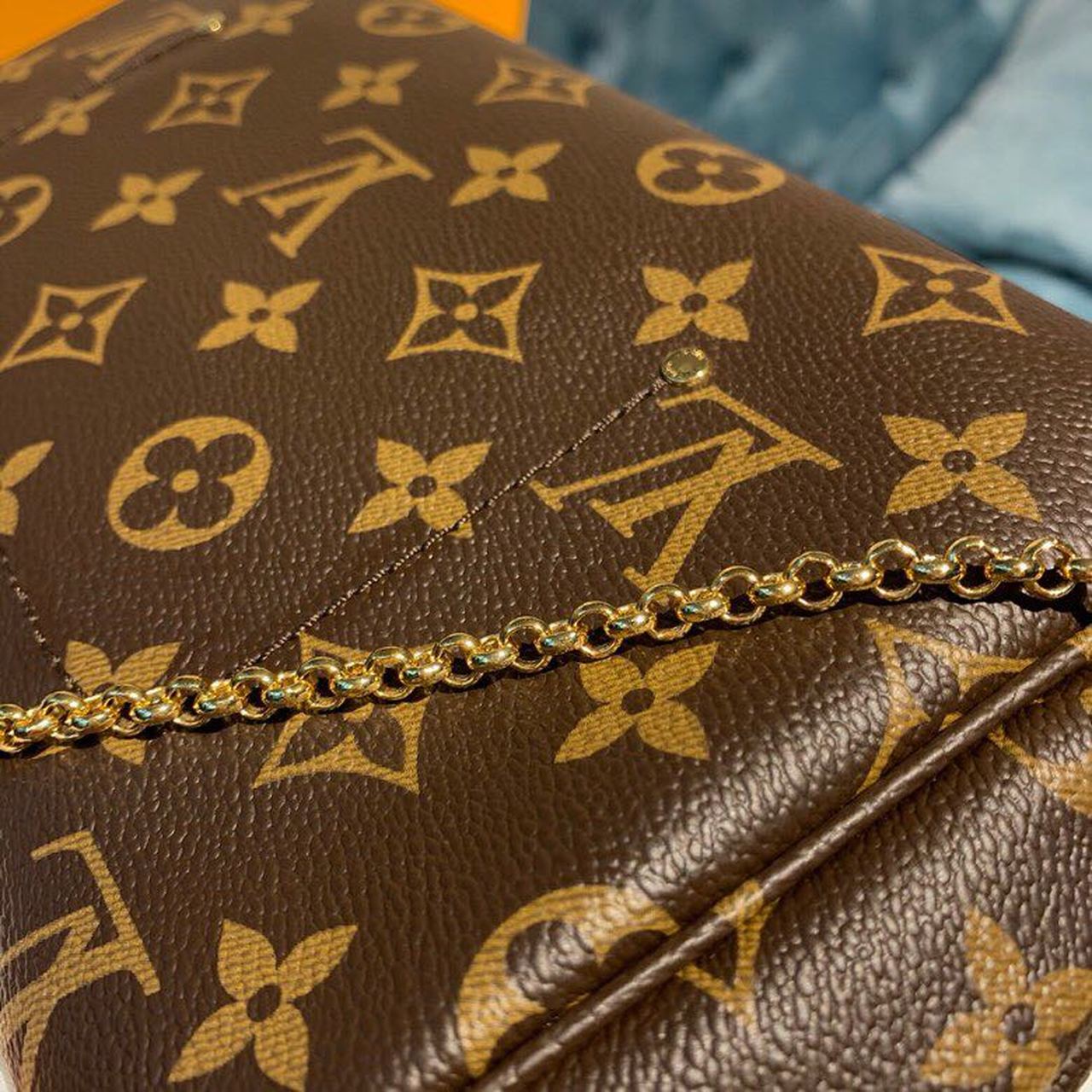 Louis Vuitton Favorite PM Monogram Canvas For Women, Women’s Handbags, Shoulder And Crossbody Bags 10.2in/26cm