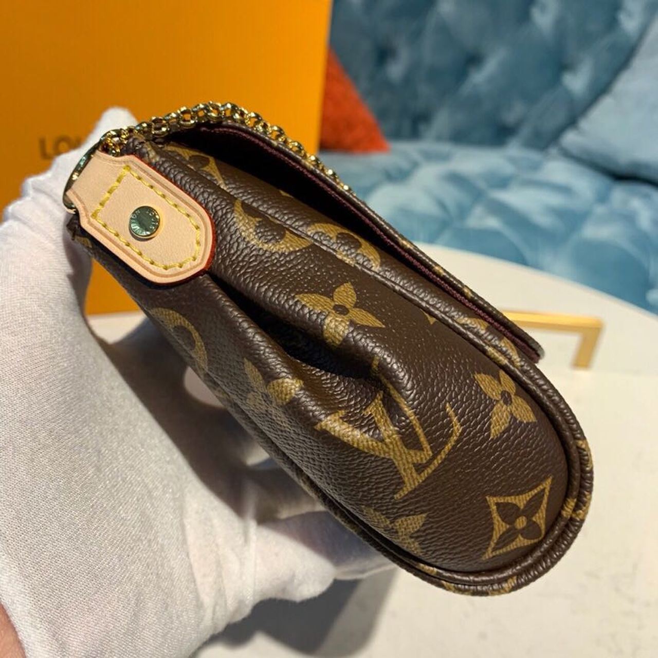 Louis Vuitton Favorite PM Monogram Canvas For Women, Women’s Handbags, Shoulder And Crossbody Bags 10.2in/26cm
