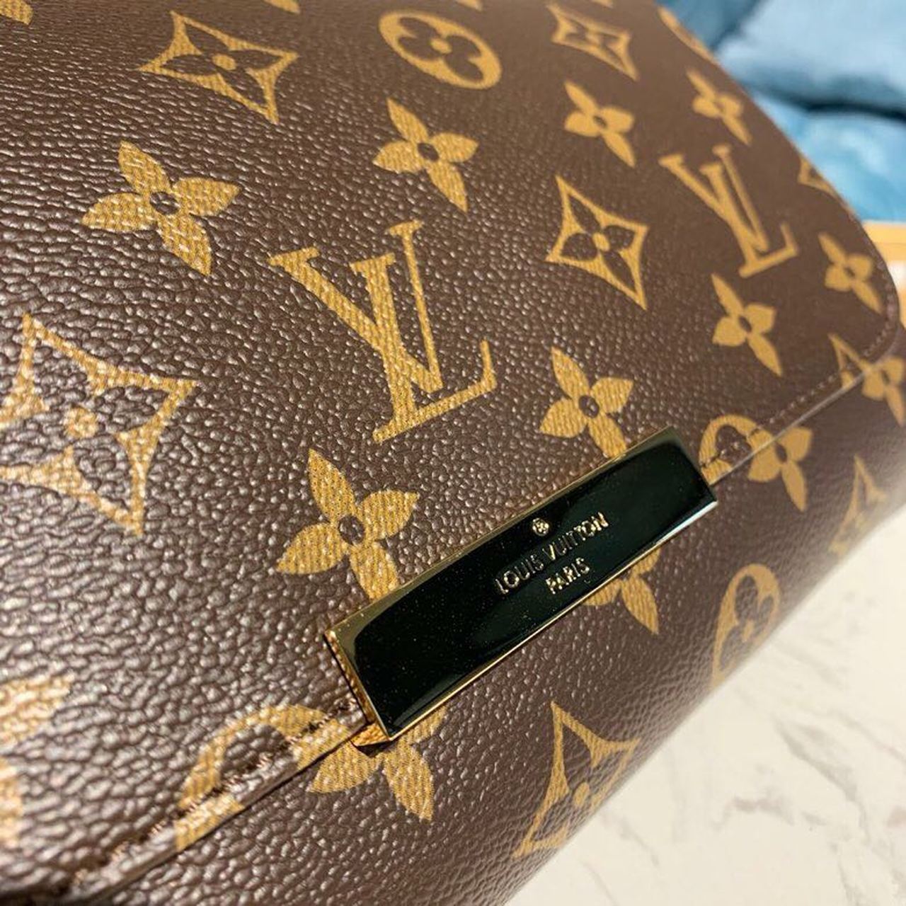 Louis Vuitton Favorite PM Monogram Canvas For Women, Women’s Handbags, Shoulder And Crossbody Bags 10.2in/26cm
