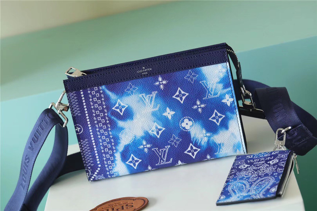 Louis Vuitton Gaston Wearable Wallet Monogram Blue For Men, Men’s Bags, Shoulder And Crossbody Bags 8.7in/22cm