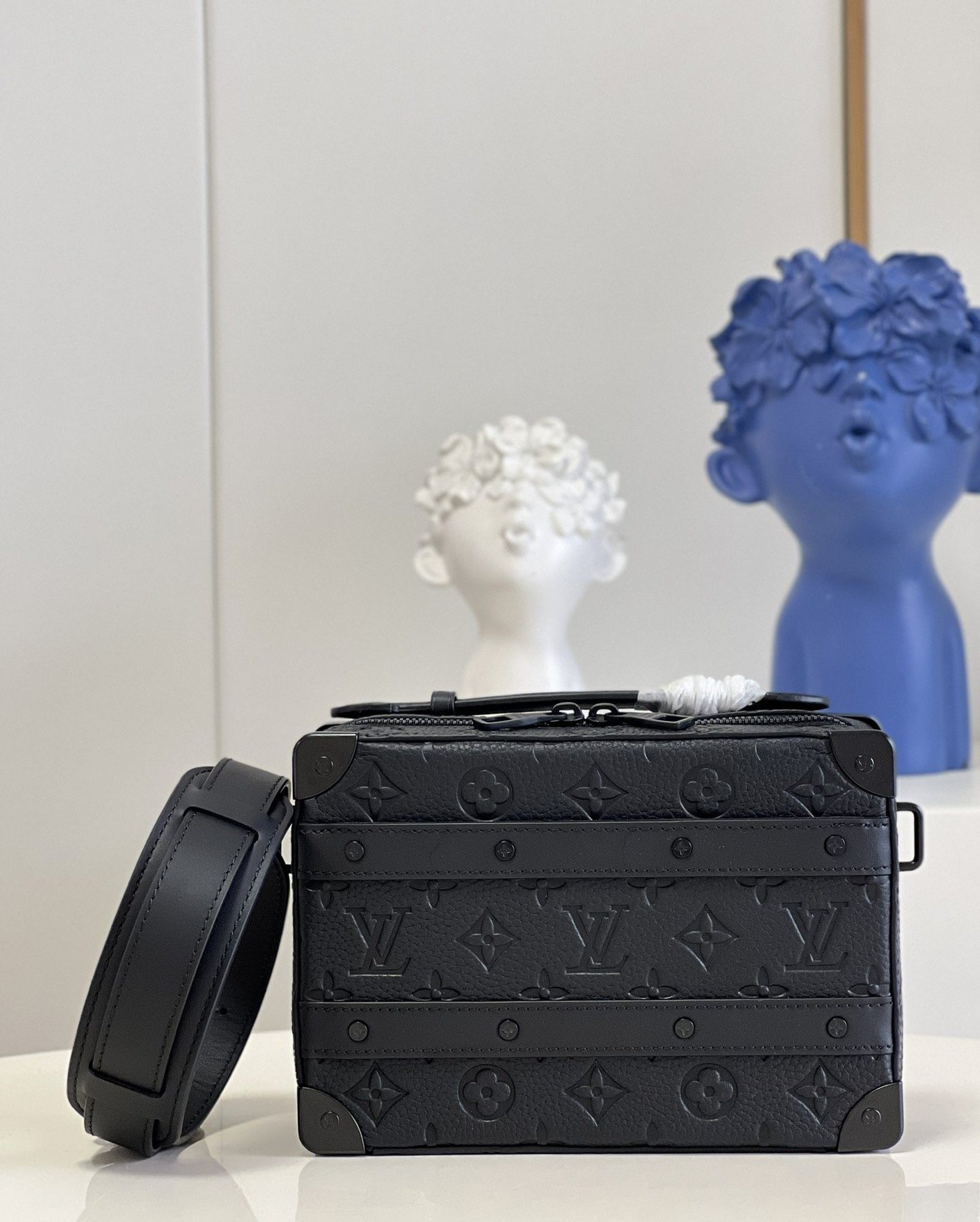 Louis Vuitton Handle Soft Trunk Black Taurillon Monogram For Men, Men’s Bags 8.5in/22cm