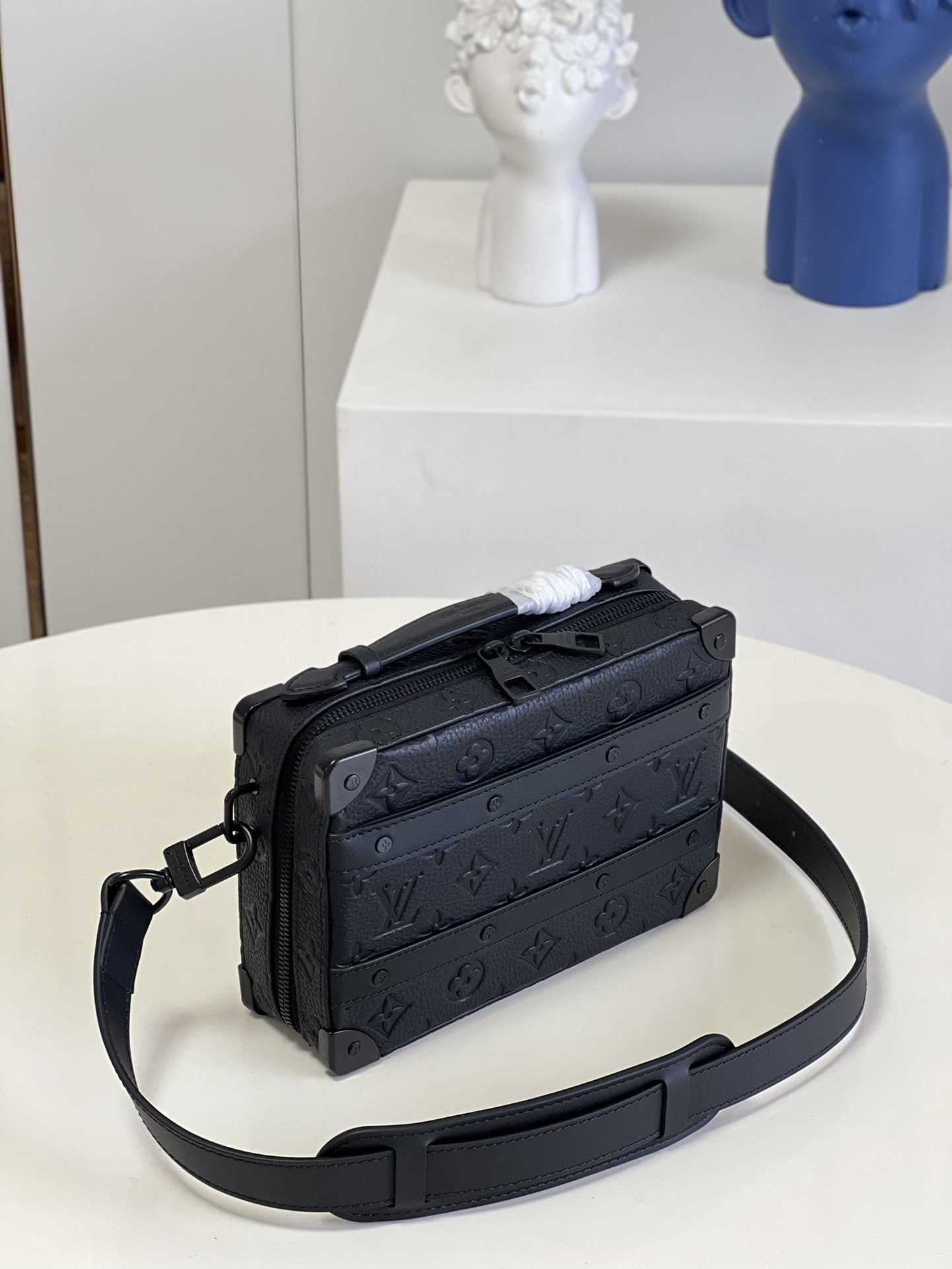 Louis Vuitton Handle Soft Trunk Black Taurillon Monogram For Men, Men’s Bags 8.5in/22cm