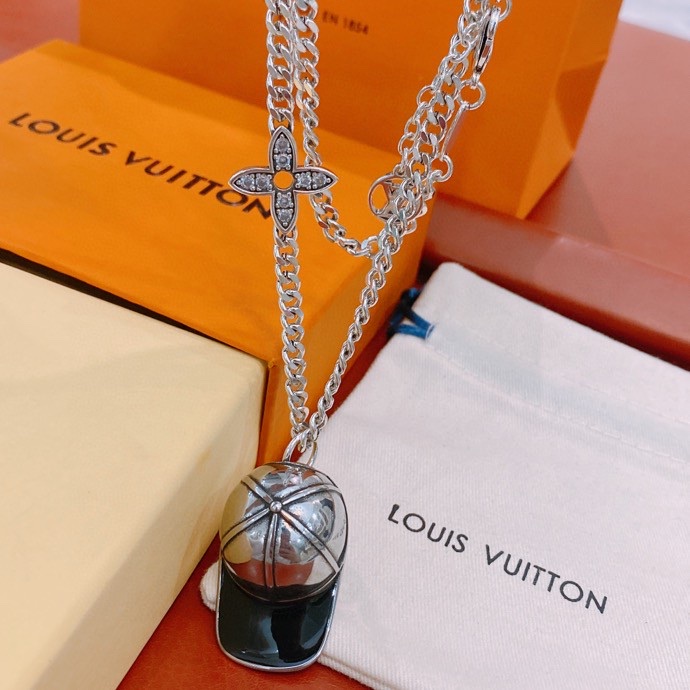 Louis Vuitton Hat Necklace Silver For Women