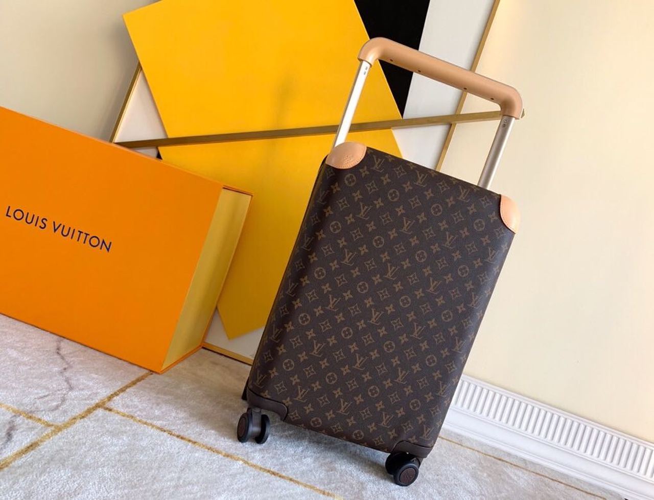 Louis Vuitton Horizon 55 Monogram Canvas For Women, Women’s Luggage 21.7in/55cm