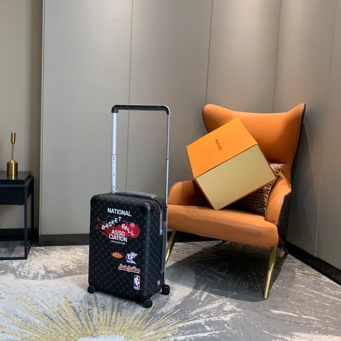 Louis Vuitton Horizon 55 Monogram Empreinte Black Of The LVxNBA SEASON 2 Collection For Men, Men’s Luggage 21.7in/55cm