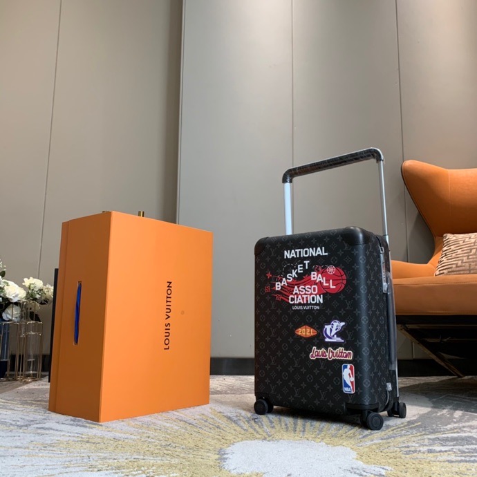 Louis Vuitton Horizon 55 Monogram Empreinte Black Of The LVxNBA SEASON 2 Collection For Men, Men’s Luggage 21.7in/55cm
