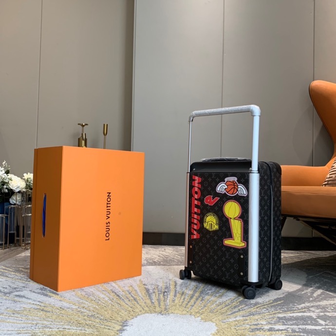 Louis Vuitton Horizon 55 Monogram Unisex Rolling Lugage Black 55cm For Men, Men’s Luggage 21.7in/55cm LV