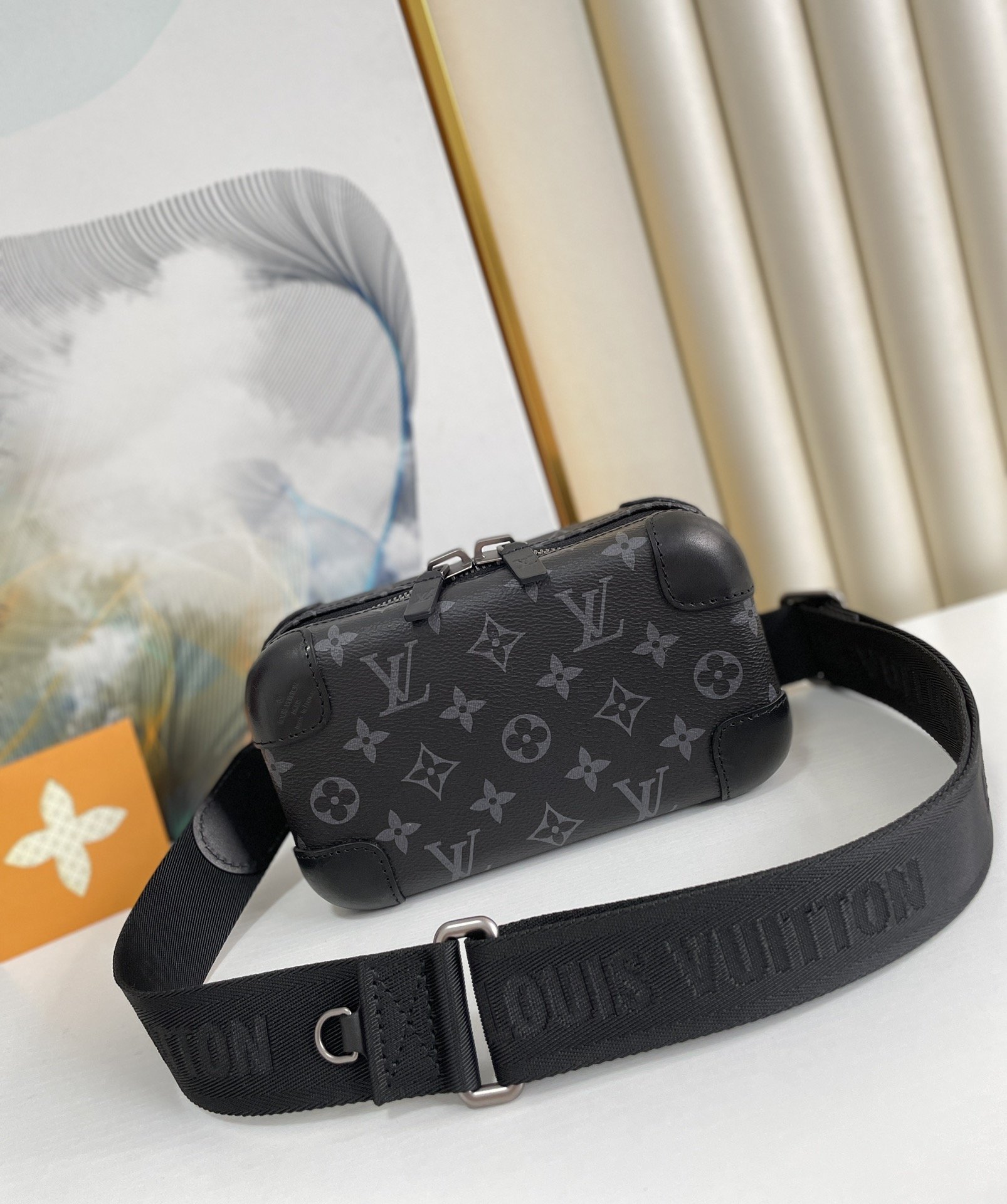 Louis Vuitton Horizon Clutch Monogram Eclipse For Men, Men’s Bags, Shoulder And Crossbody Bags 8.3in/21cm