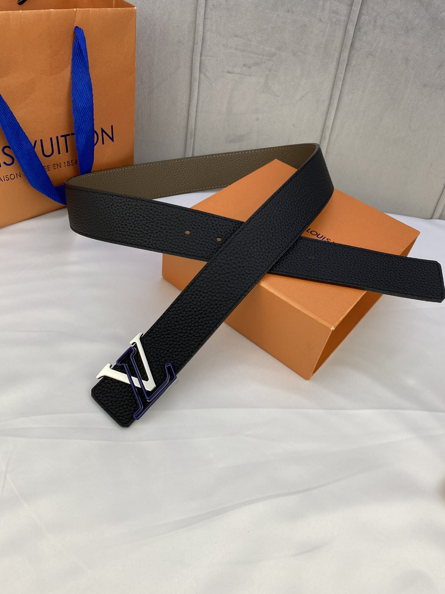 Louis Vuitton Iconic Reversible LV Belt Black LV Women Belt