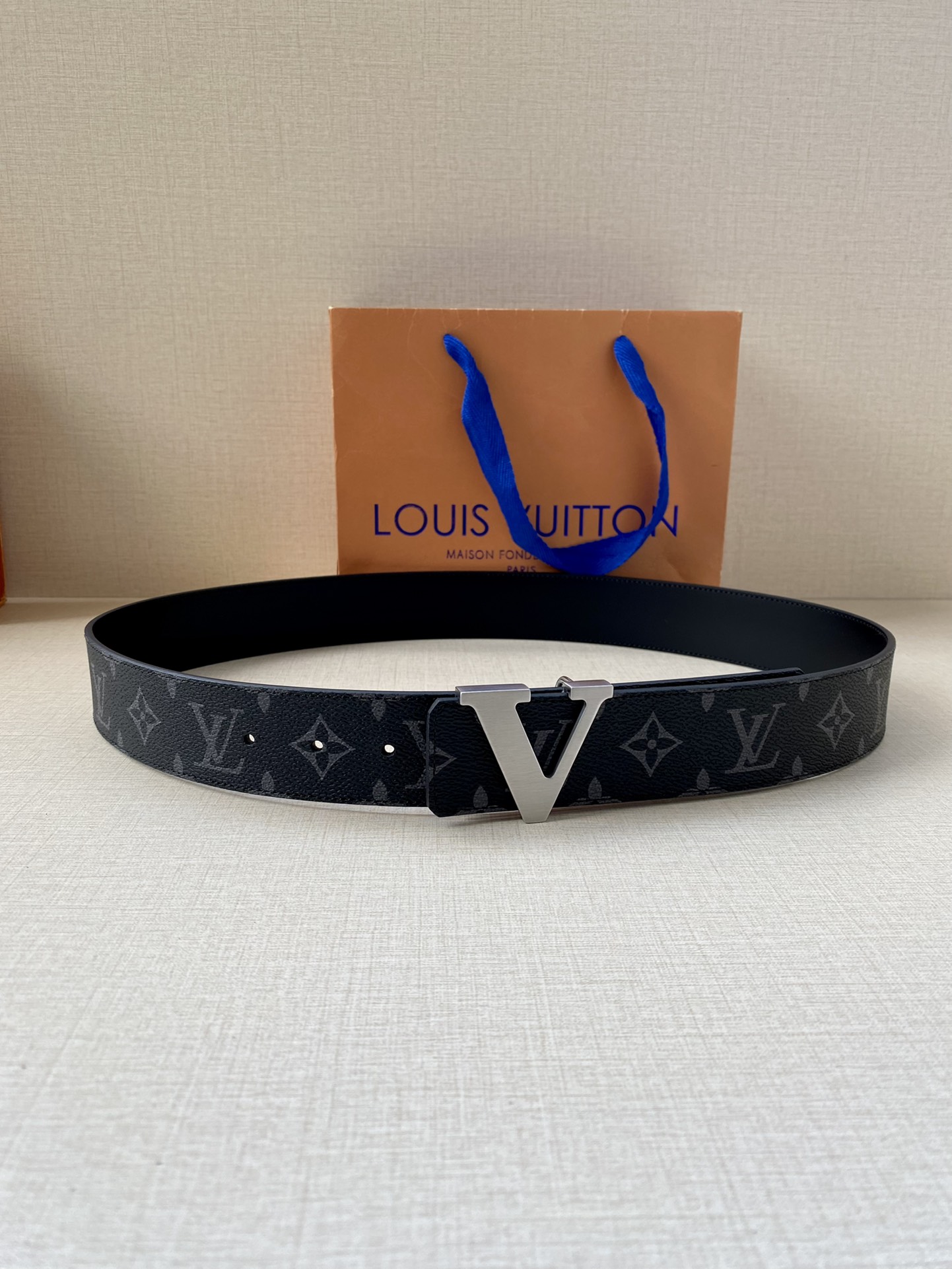 Louis Vuitton Iconic Reversible LV Belt Black LV Women Belt