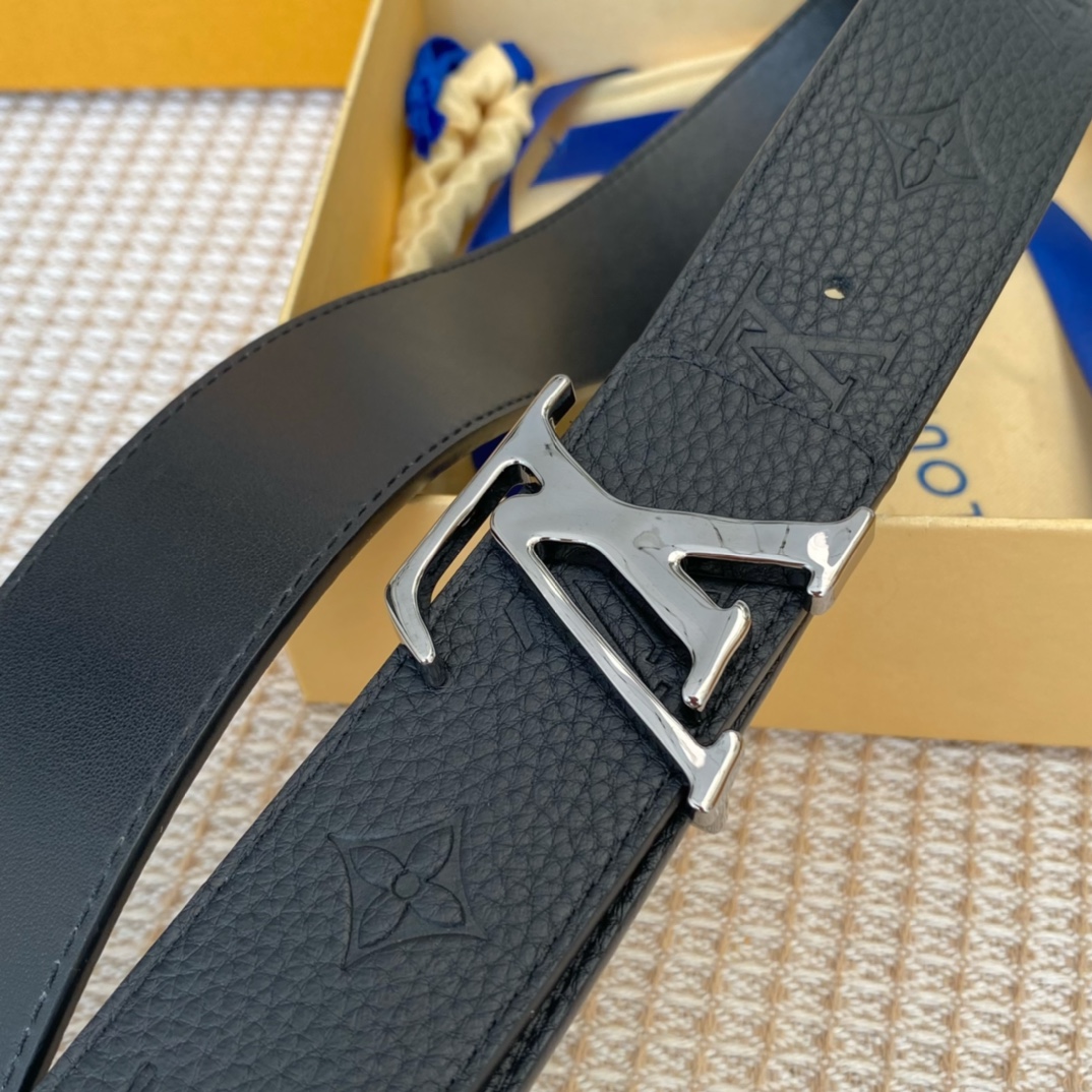 Louis Vuitton Iconic Reversible LV Belt Black LV Women Belt