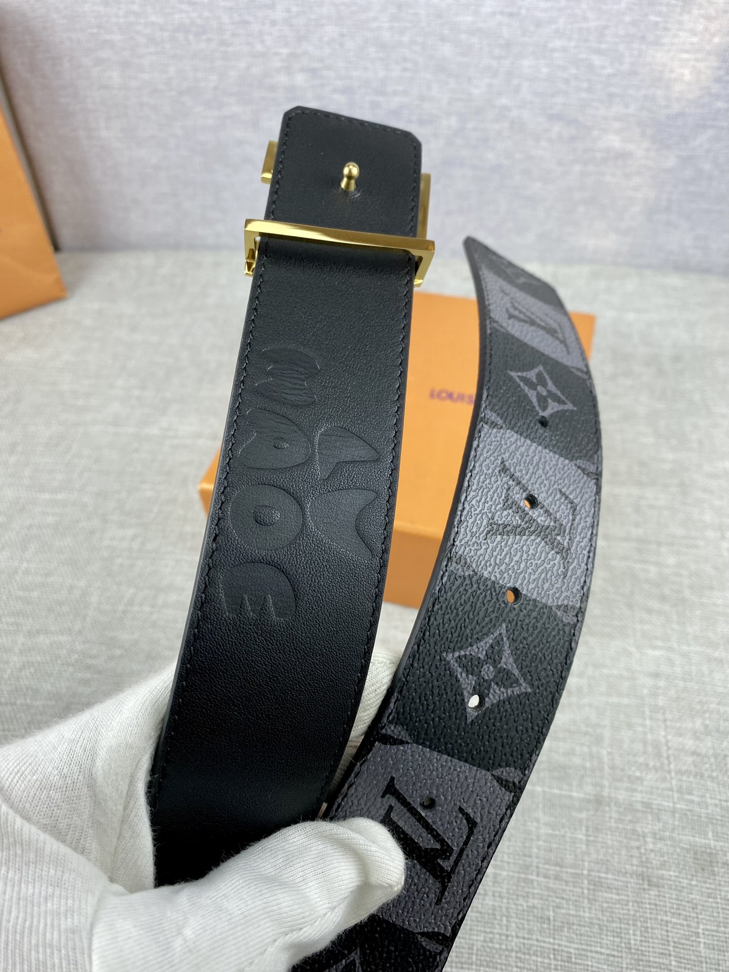 Louis Vuitton Iconic Reversible LV Belt Black LV Women Belt