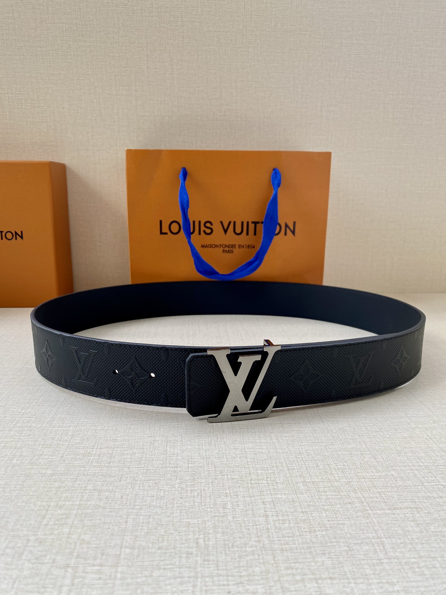 Louis Vuitton Iconic Reversible LV Belt Black LV Women Belt
