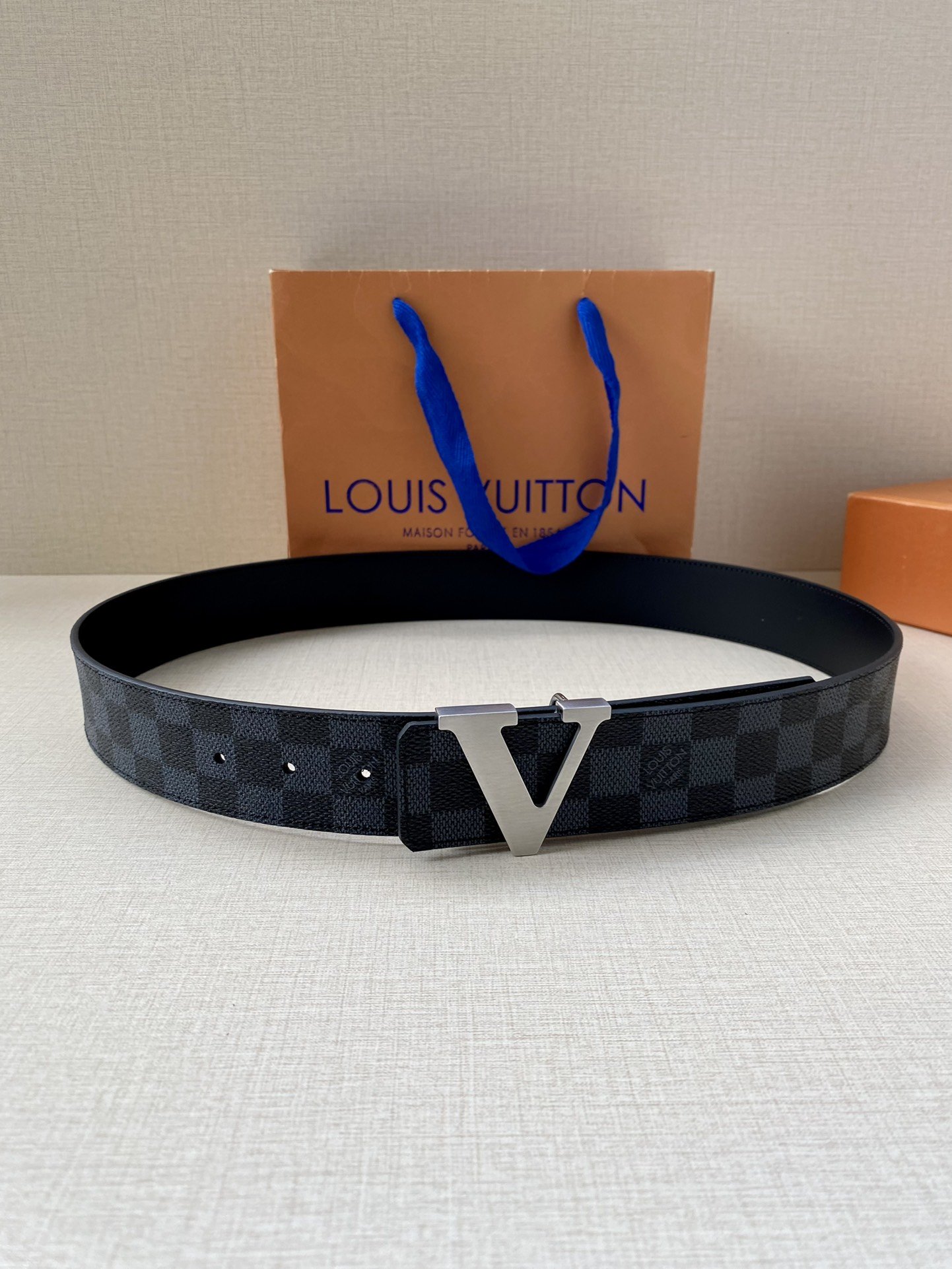 Louis Vuitton Iconic Reversible LV Belt Black LV Women Belt