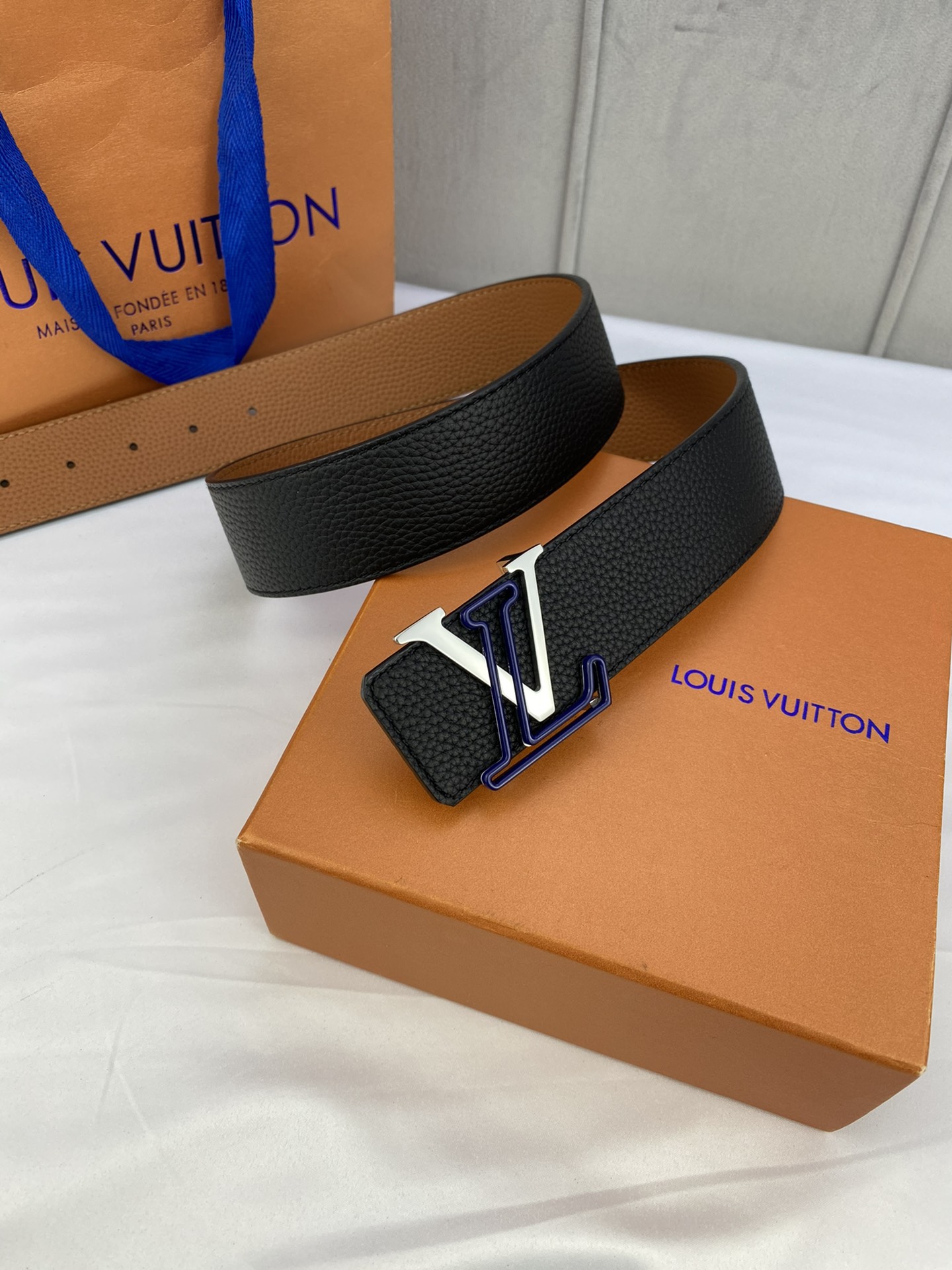 Louis Vuitton Iconic Reversible LV Belt Black LV Women Belt