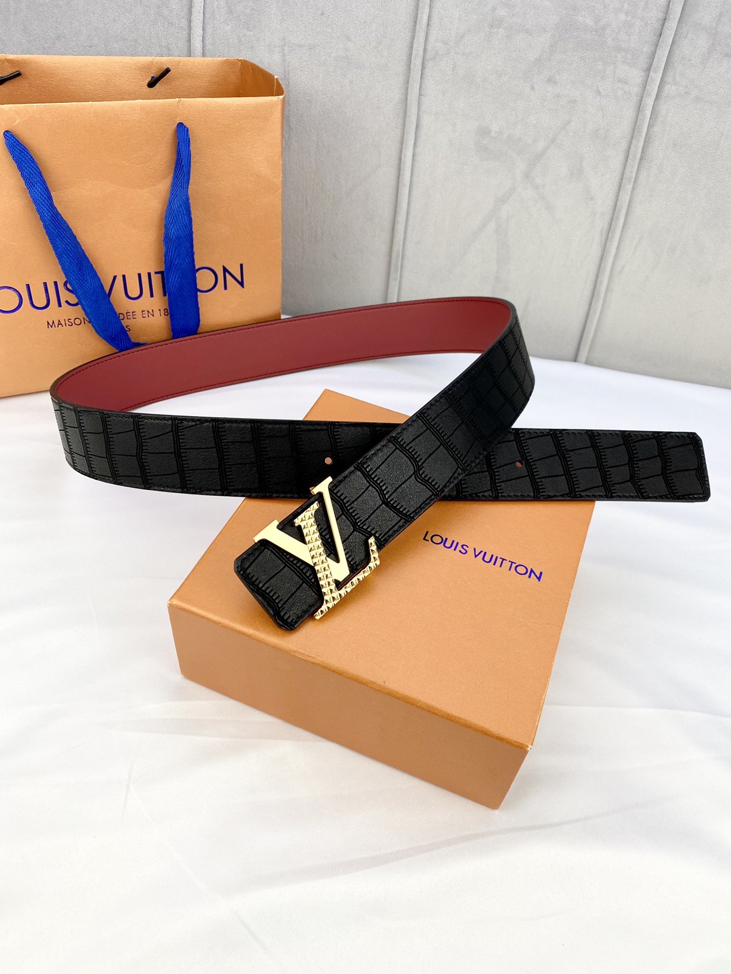 Louis Vuitton Iconic Reversible LV Belt Black LV Women Belt