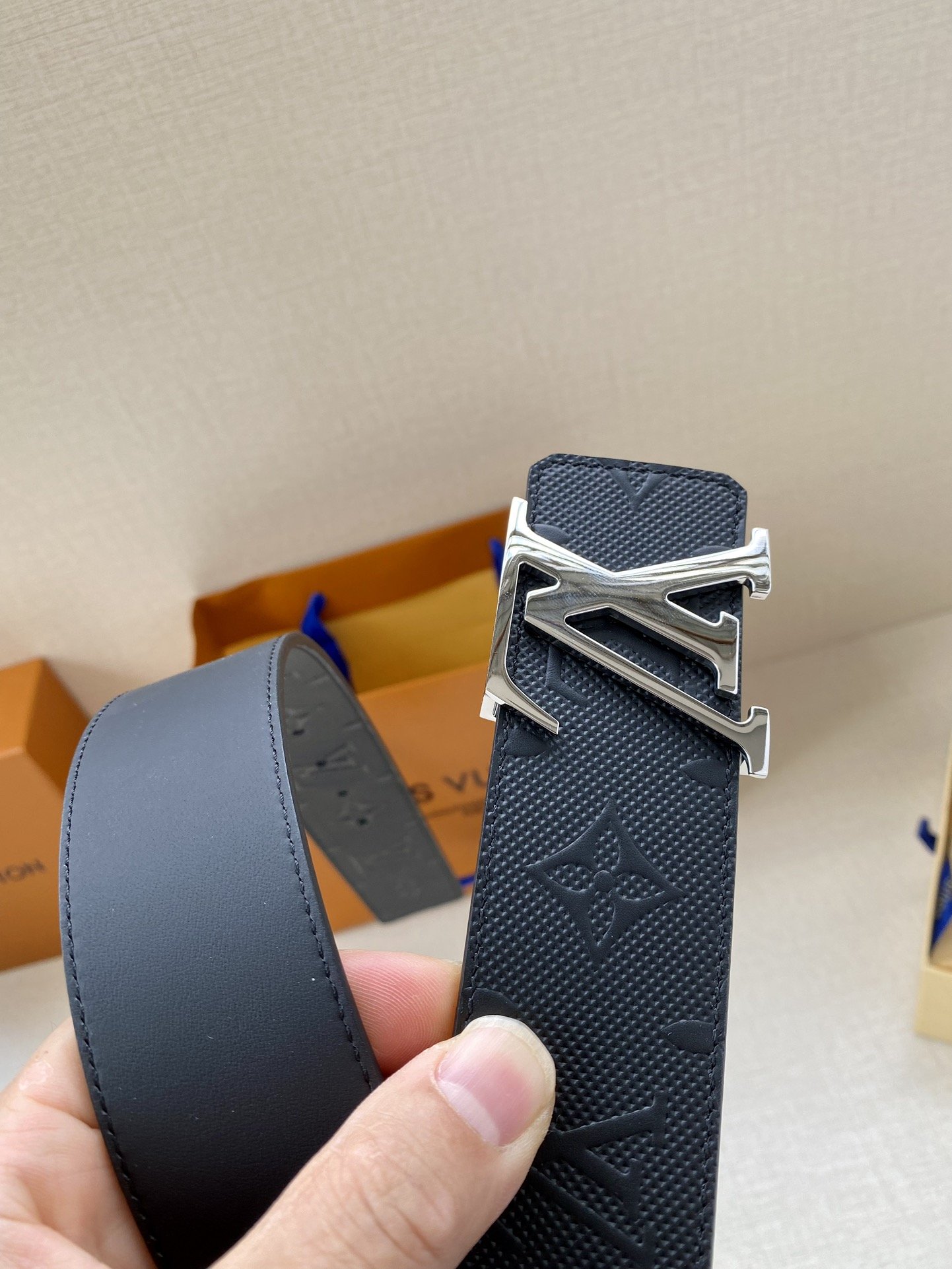 Louis Vuitton Iconic Reversible LV Belt Black LV Women Belt