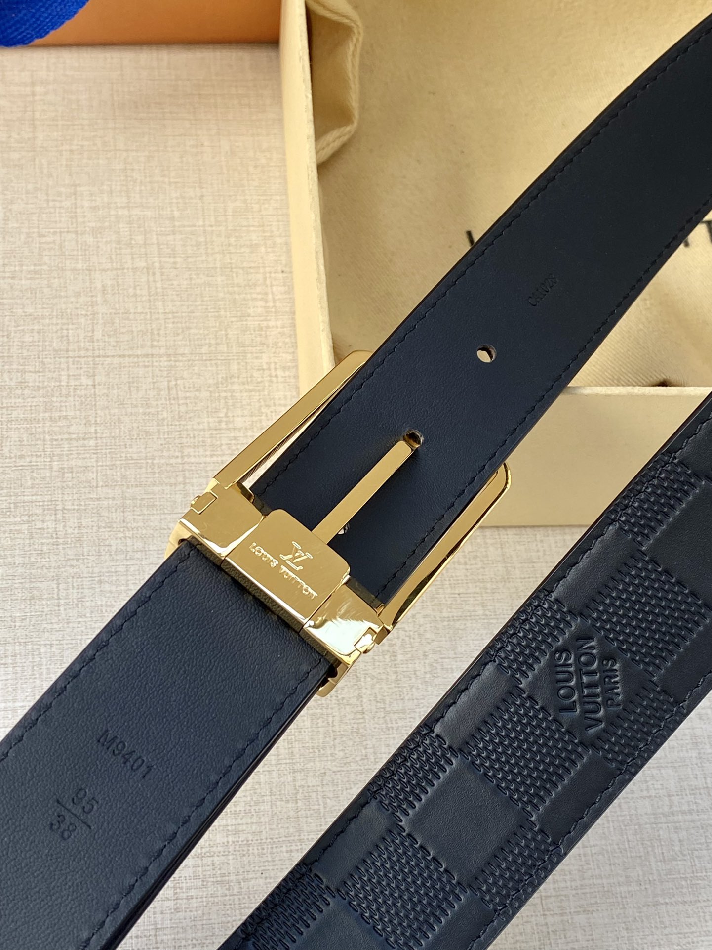 Louis Vuitton Iconic Reversible LV Belt Black LV Women Belt