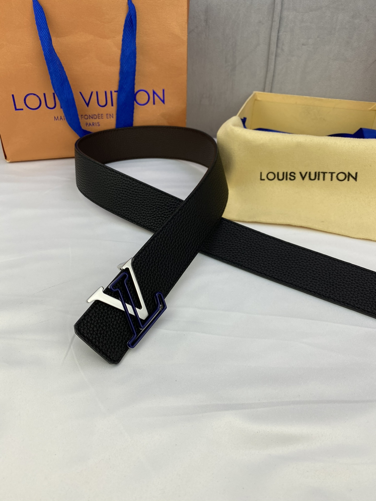 Louis Vuitton Iconic Reversible LV Belt Black LV Women Belt