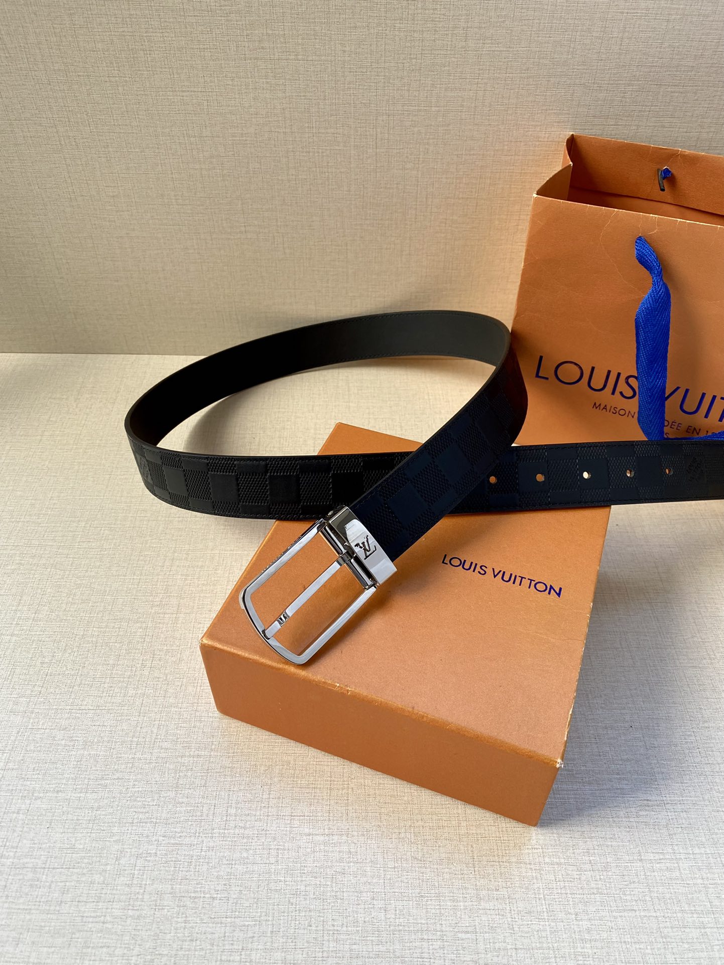 Louis Vuitton Iconic Reversible LV Belt Black LV Women Belt