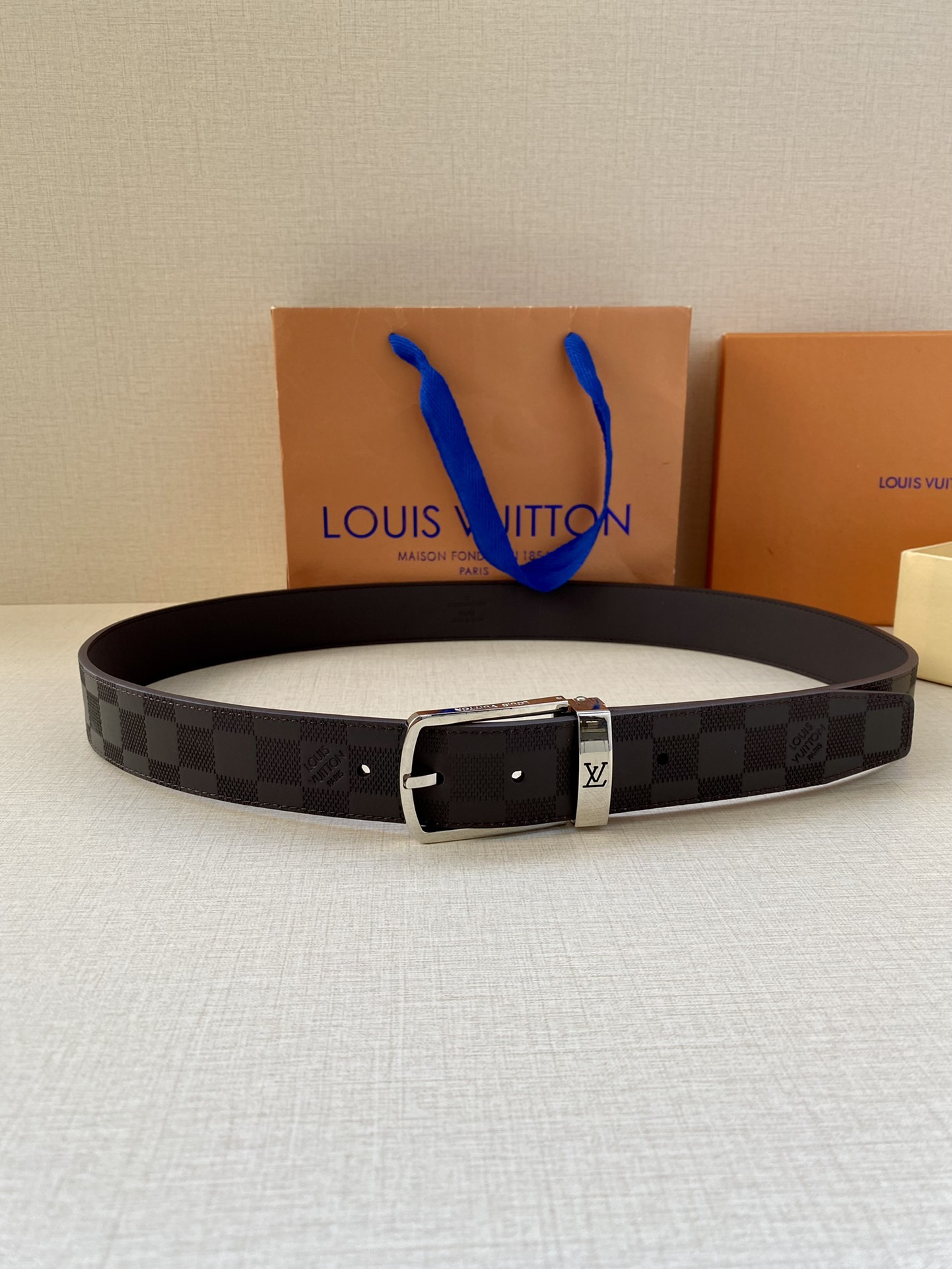 Louis Vuitton Iconic Reversible LV Belt Black LV Women Belt