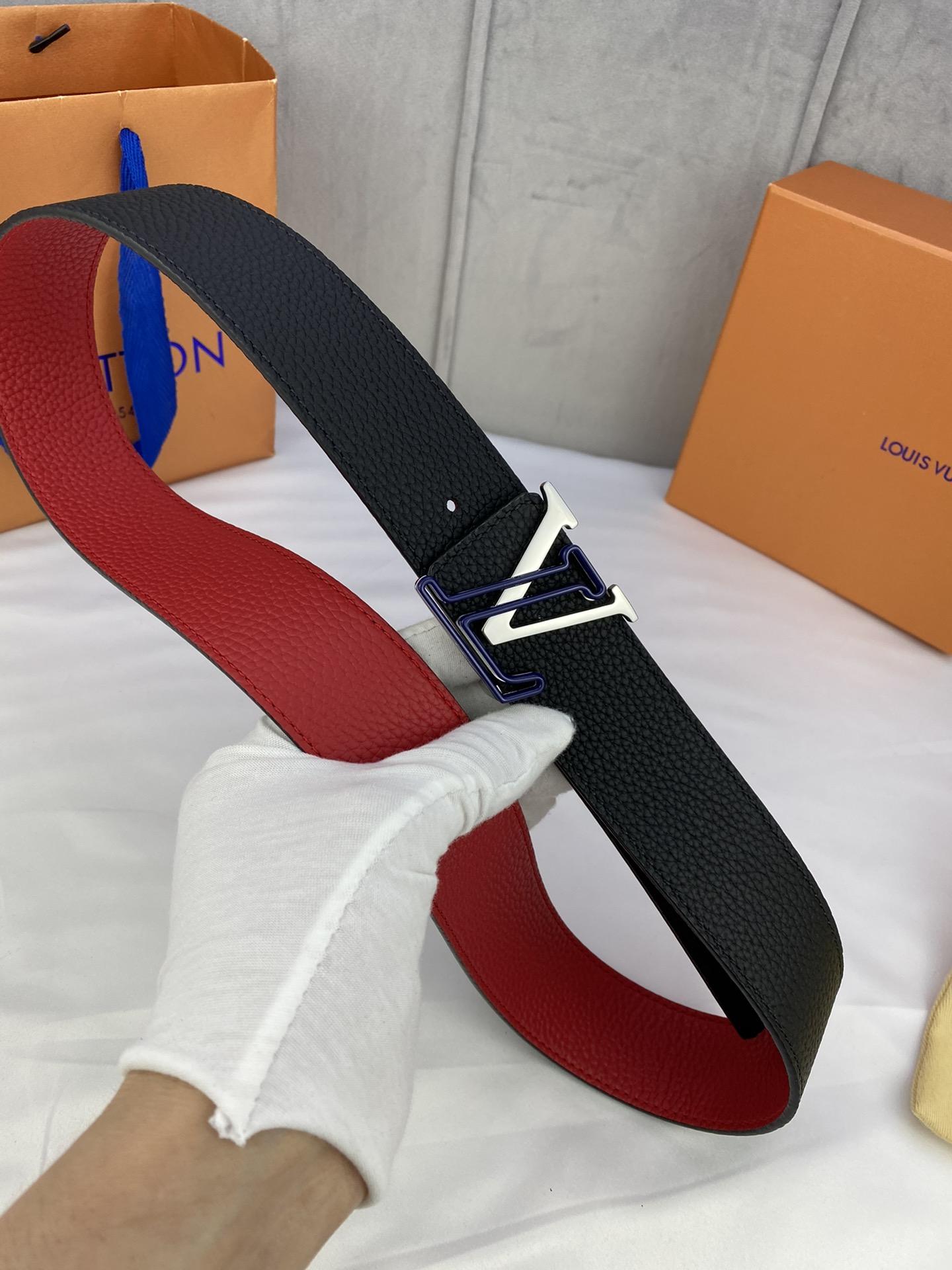 Louis Vuitton Iconic Reversible LV Belt Black LV Women Belt
