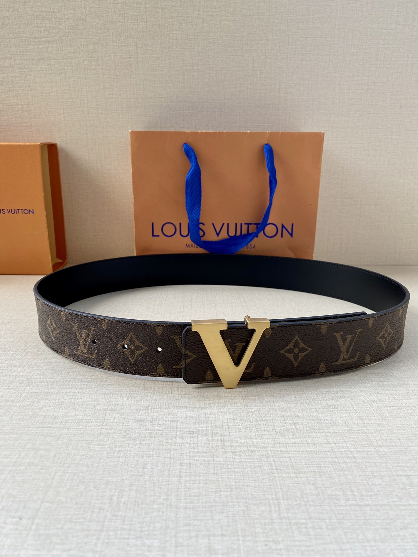 Louis Vuitton Iconic Reversible LV Belt Brown LV Women Belt
