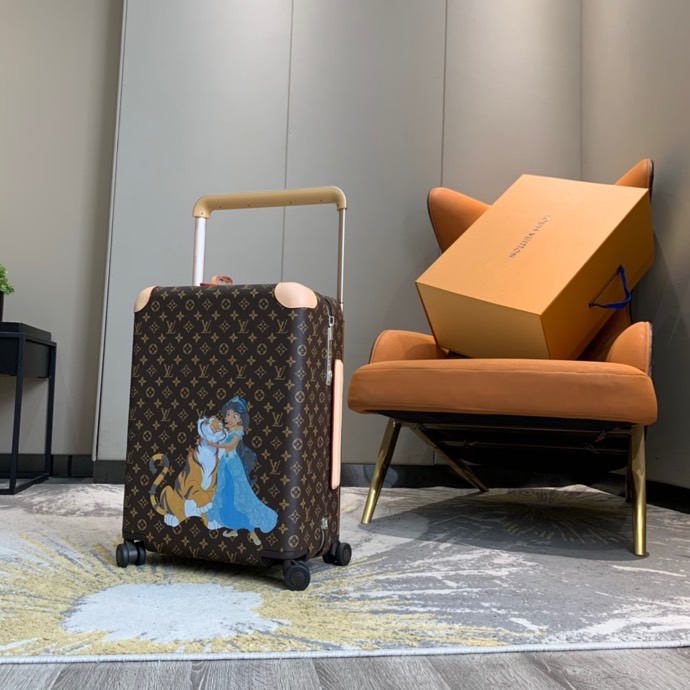 Louis Vuitton Jasmine Horizon 55 Monogram Canvas For Women, Women’s Luggage 21.7in/55cm LV