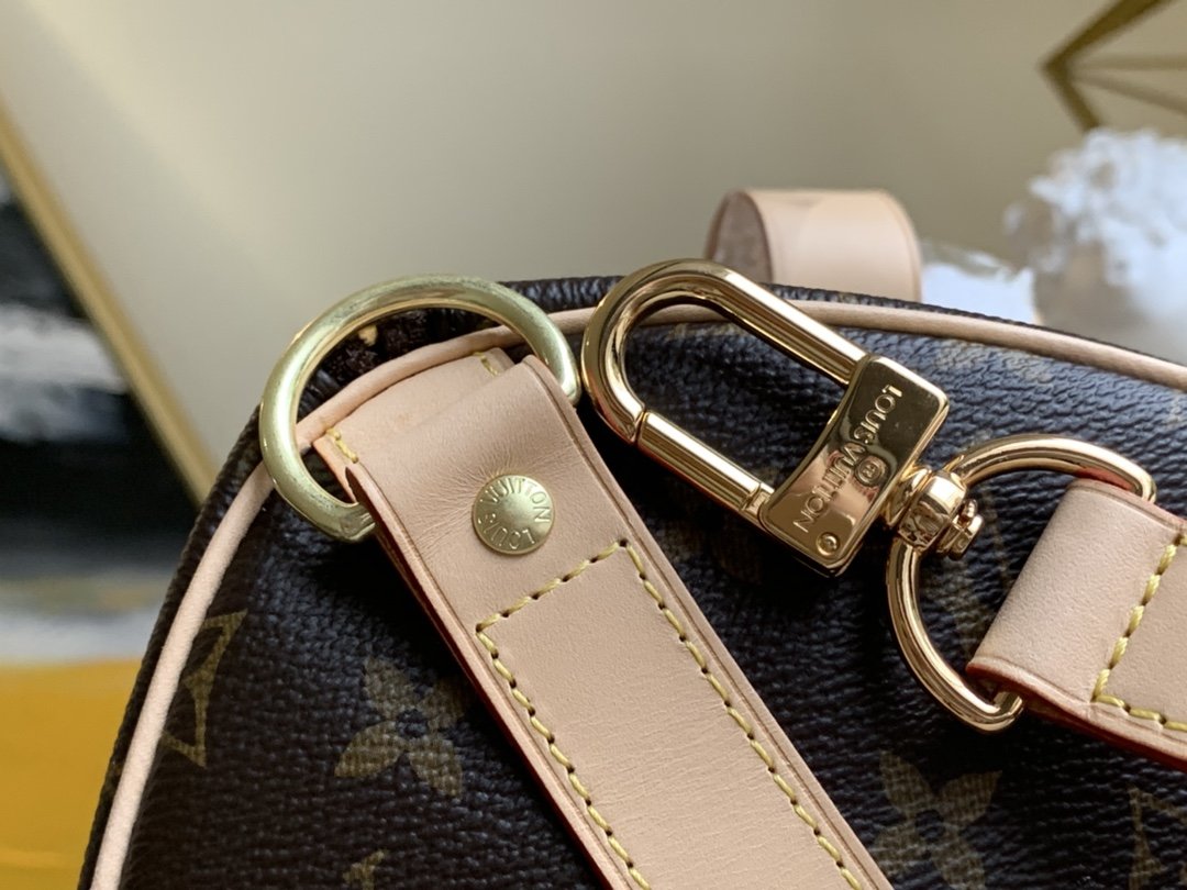 Louis Vuitton Keepall Bandouliere 45 Monogram Canvas For Women, Women’s Handbags, Travel Bags 17.7in/45cm