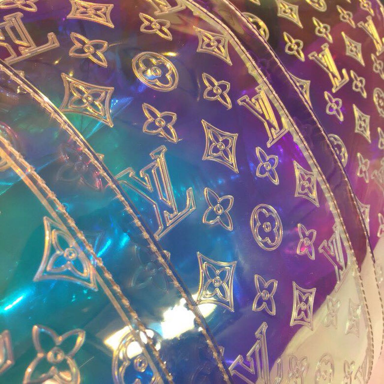 Louis Vuitton Keepall Bandouliere 50 Monogram PVC Iridescent Prism By Virgil Abloh For Men, Men’s Bags, Travel Bags 19.7in/50cm