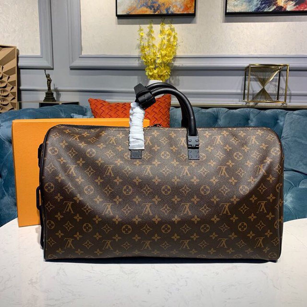 Louis Vuitton Keepall Bandouliere 50 Monogram Solar Ray Canvas Black/Orange By Virgil Abloh For Men, Men’s Bags, Travel Bags 19.7in/50cm