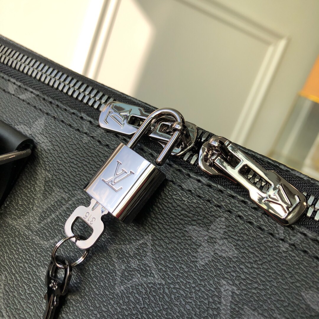 Louis Vuitton Keepall Bandouliere 55 Monogram Eclipse Canvas For Men, Men’s Bags, Travel Bags 21.7in/55cm