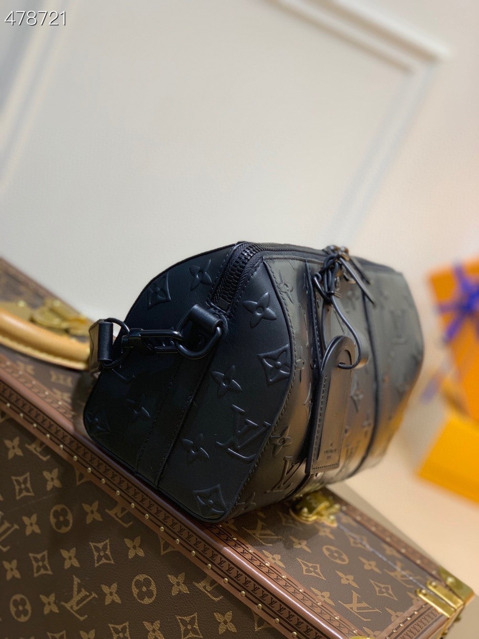 Louis Vuitton Keepall XS Monogram Seal Black For Men, Men’s Bags, Shoulder And Crossbody Bags 8.3in/21cm