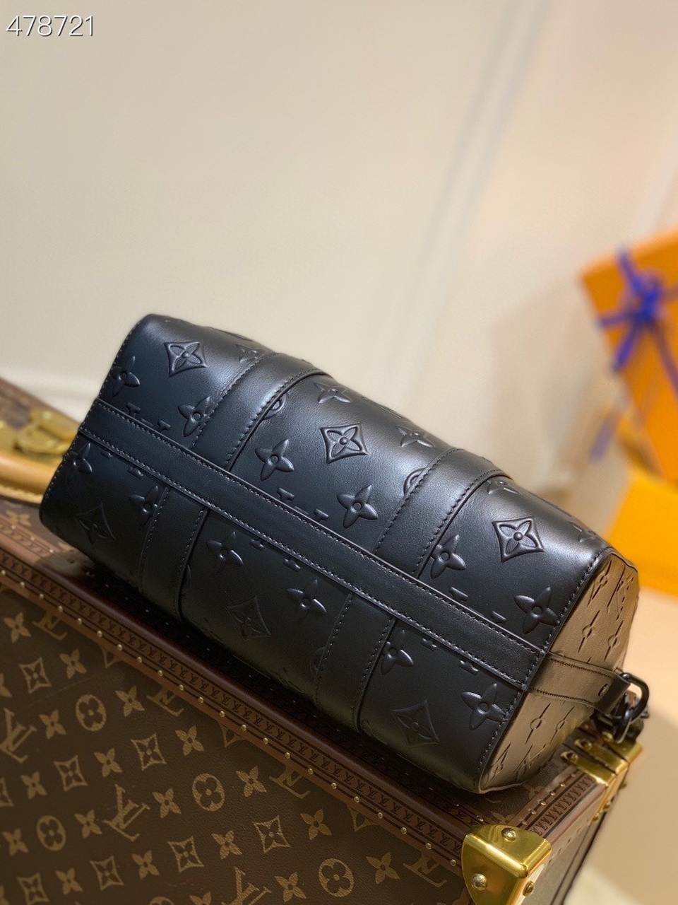 Louis Vuitton Keepall XS Monogram Seal Black For Men, Men’s Bags, Shoulder And Crossbody Bags 8.3in/21cm