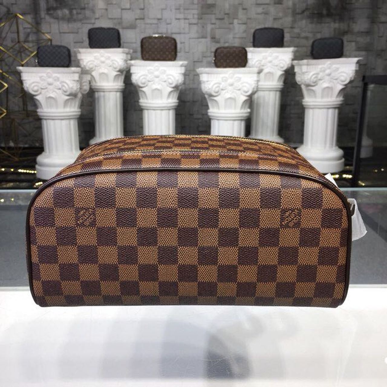 Louis Vuitton King Size Toiletry Damier Ebene Canvas For Women, Women’s Bags, Travel Bags 11in/28cm