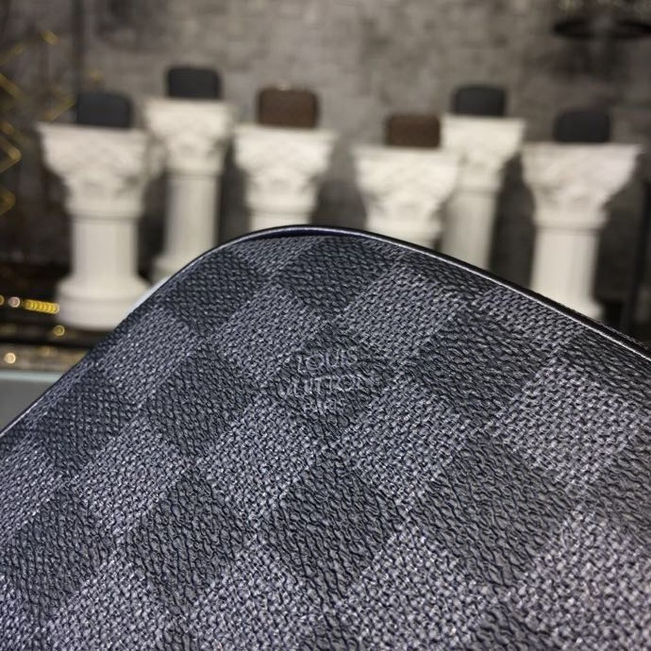 Louis Vuitton King Size Toiletry Damier Graphite Canvas For Women, Women’s Bags, Travel Bags 11in/28cm LV
