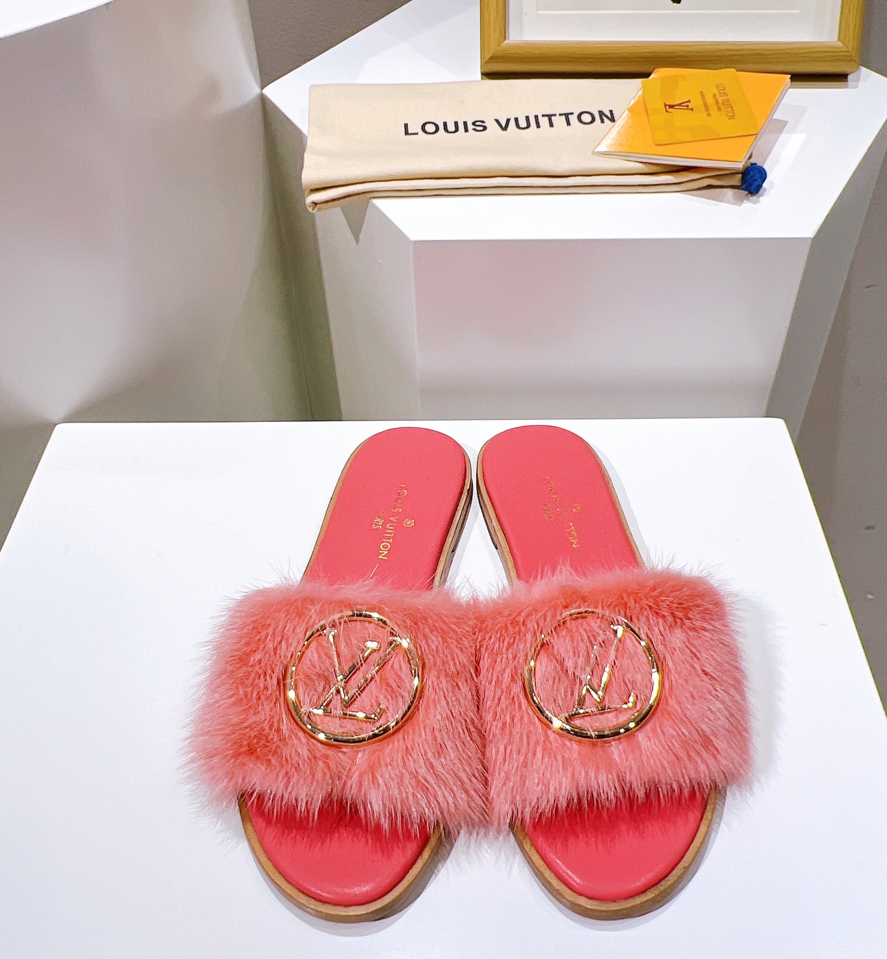 Louis Vuitton Lock It Flat Mule Pink For Women – ougold