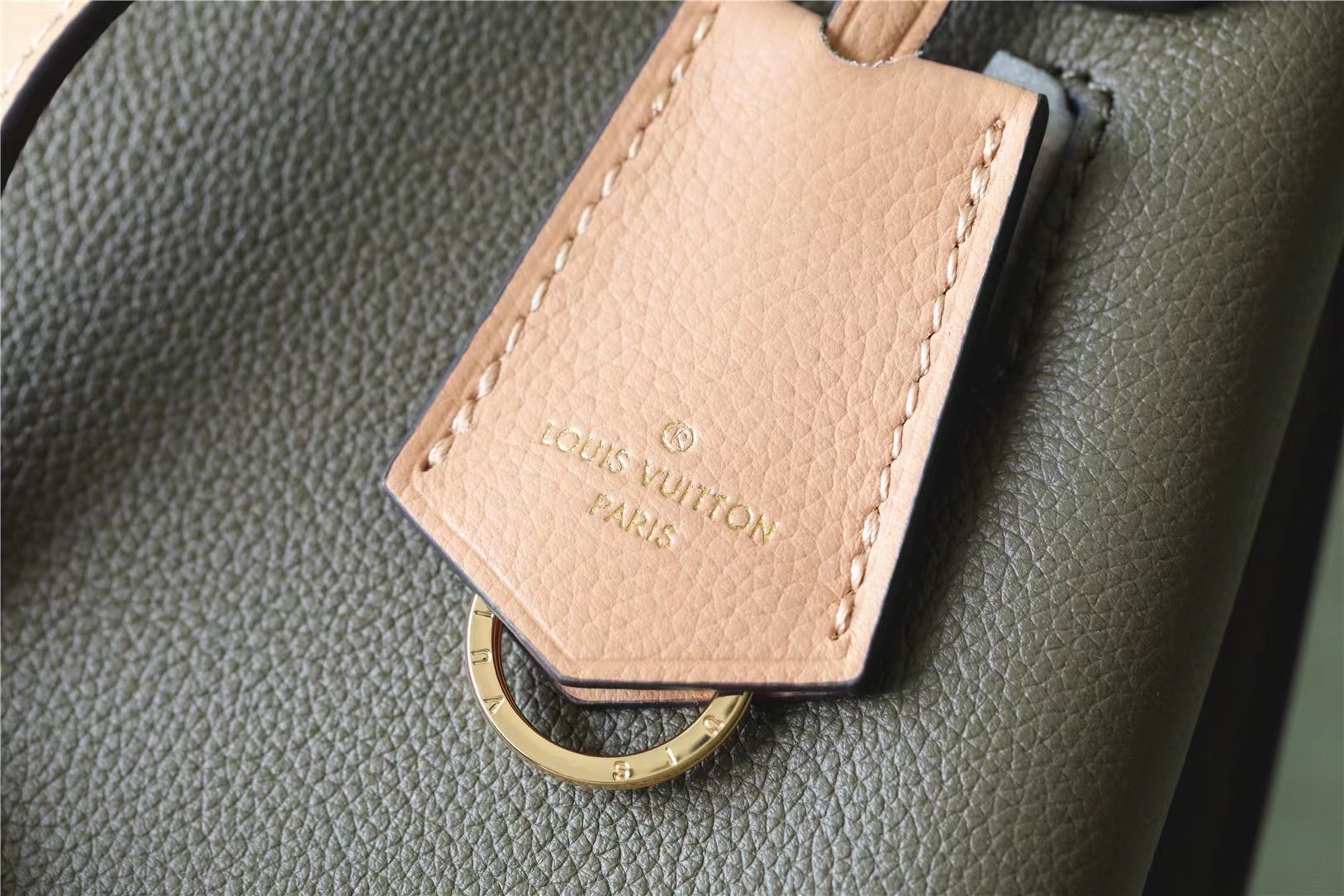 Louis Vuitton Lock Me Ever BB Shouder Bags Green Khaki For Women 11.02in/28cm