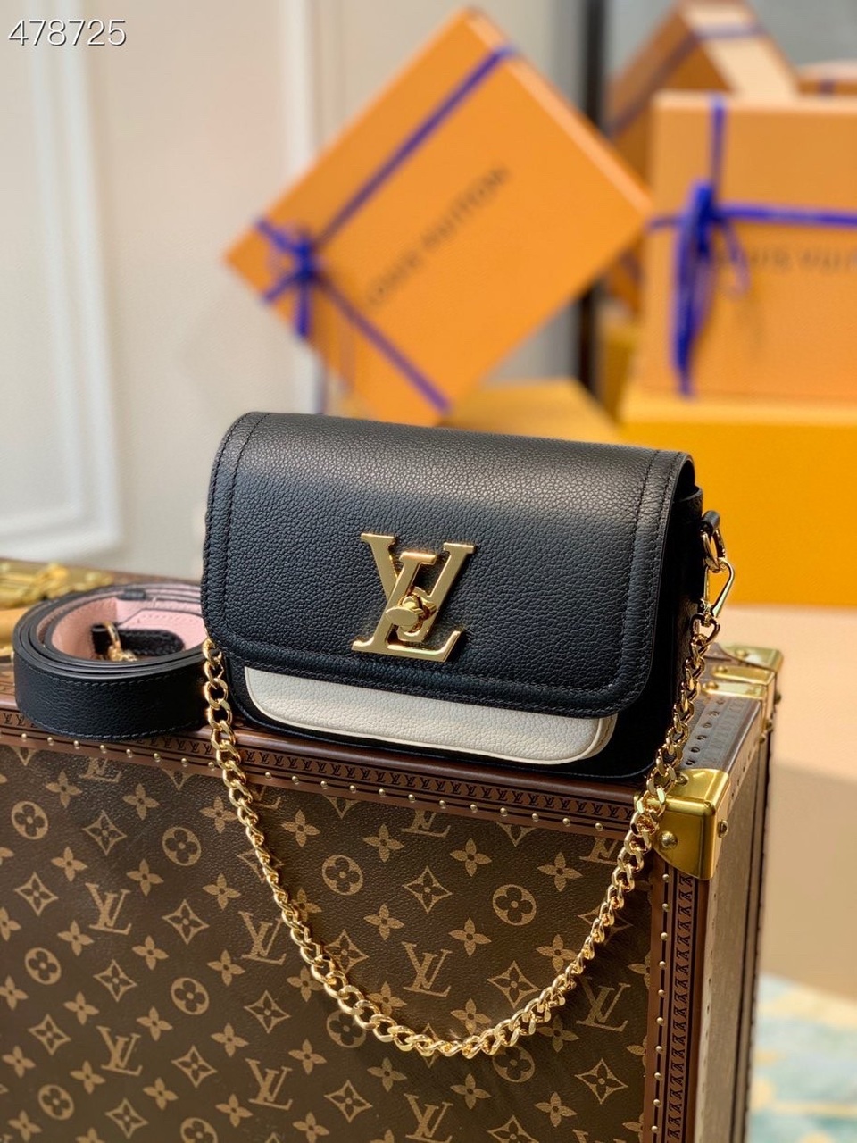 Louis Vuitton Lockme Tender Black For Women, Women’s Handbags, Shoulder And Crossbody Bags 7.5in/19cm