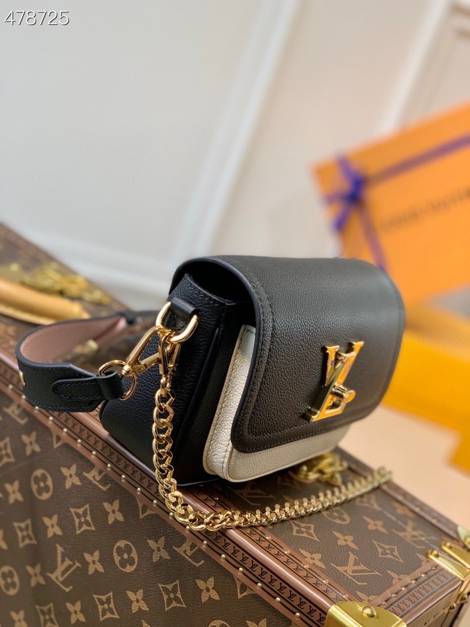 Louis Vuitton Lockme Tender Black For Women, Women’s Handbags, Shoulder And Crossbody Bags 7.5in/19cm