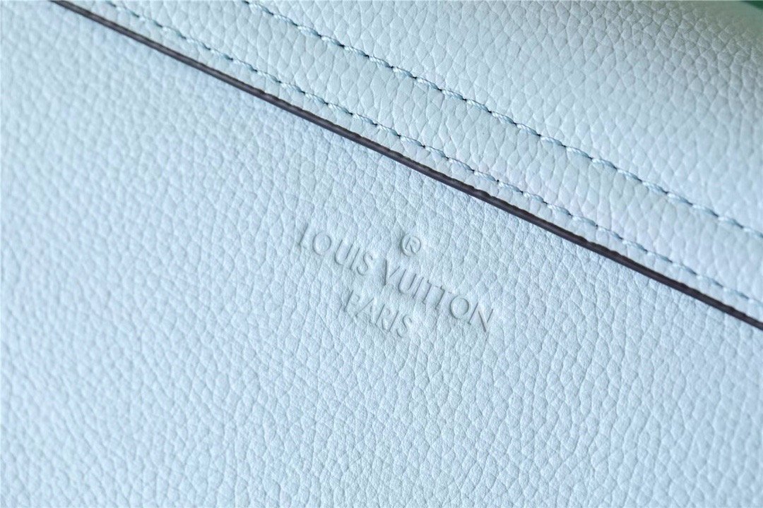 Louis Vuitton Lockme Tender Light Blue For Women, Women’s Handbags, Shoulder And Crossbody Bags 7.5in/19cm LV